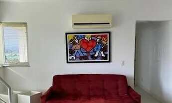 Imagem 4: Cobertura duplex, parte térrea com 02 dormitórios com armário sendo 01 suíte com sacada, a