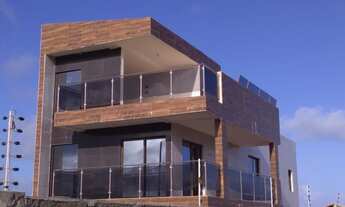 Imagem 4: CARAPIBUS: casa com seis quartos