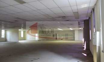 Imagem 6: Vende se alugado IMÓVEL: possui um terreno de 2.243m² e área útil interna de 2.194m² (fora