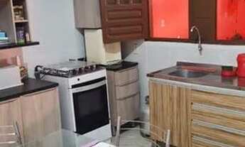 Imagem 4: Casa Mobiliada no Poço, sala, cozinha, suíte, área de serviço e vaga para moto