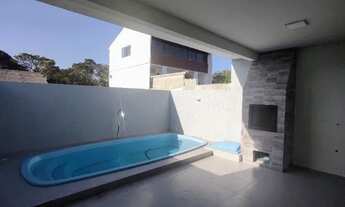 Imagem: Casa com piscina em Pontal do Paraná