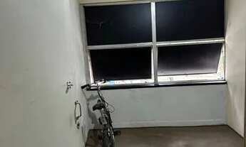 Imagem 2: Quarto em frente ao metro vila mariana