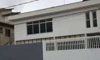 Imagem: Casa Comercial reformada com 300m² perto