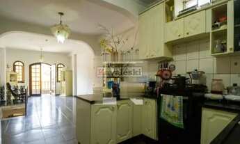 Imagem 2: Casa à venda com 192m², 3 quartos e 2 vagas