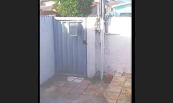 Imagem: Alugo suíte semi mobiliada na torre, entrada