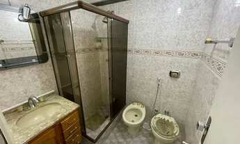 Imagem 9: Apartamento para venda possui 127 metros quadrados com 4 quartos em Lagoa - Rio de Janeiro