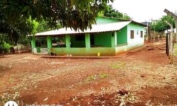 Imagem: Sítio de 4,80 hectares com 2 casas, barracão