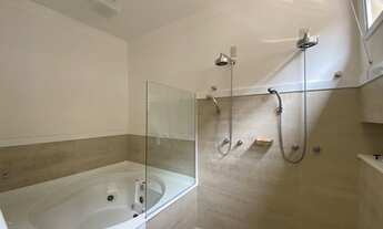 Imagem 3: Casa de condomínio Rodrigo Salloum sobrado para venda possui 450 metros quadrados com 3 qu