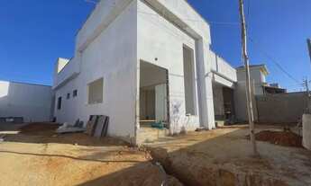 Imagem: Casa para venda possui 250 metros quadrados