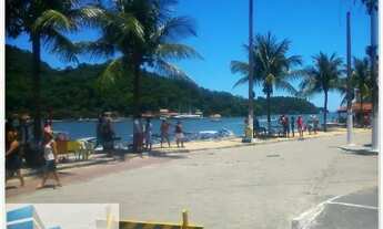 Imagem: Duas casas na Areia da Praia de Itacuruçá-RJ