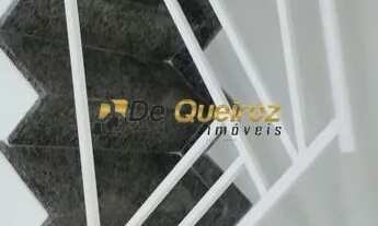 Imagem 6: DE QUEIROZ. CASA AMPLA COM ACABAMENTO ACONCHEGANTE E BEM DISTRÍBUIDO!