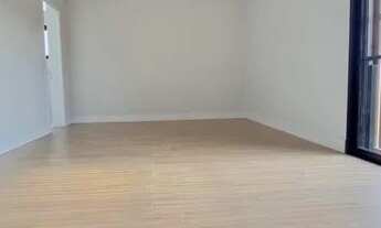 Imagem 7: Casa de condomínio sobrado para venda possui 353 metros quadrados com 4 quartos