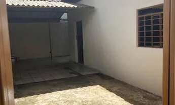 Imagem 6: Casa bem arejada, vaga de garagem em frente a USIMIG