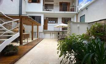 Imagem: Casa ampla com 5 quartos à venda no Centro