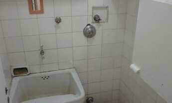 Imagem 7: Apto. no 3º andar c/ armários, pintura nova, 01 vaga à 3 quadras do Metrô Fradique Coutinh