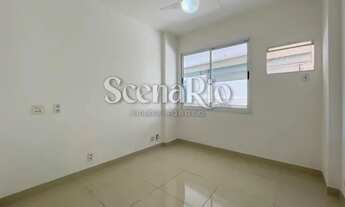 Imagem 1: Apartamento para Venda, Catete, 2 dormitórios, 2 banheiros, 1 vaga