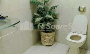 Imagem 7: Casa com duas suítes na rua Crisantemos em Vila Valqueire