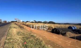 Imagem 6: Última Oportunidade! Área Comercial Estratégica a venda, na BR-153 1.229 m²