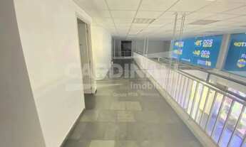 Imagem 7: Avenida São Carlos esquina com a Marechal Deodoro (Quarteirão Shopping) em frente a Nissei