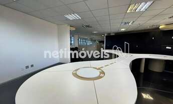 Imagem 3: Andar Corrido com Vista Panorâmica e 4 Vagas Livres