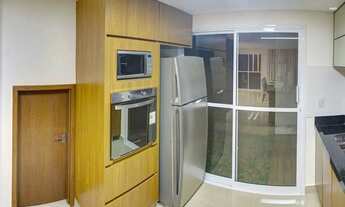 Imagem 7: Sobrado com 3 Suítes à Venda no Jardim Imperial Pronta para Morar, Próxima ao Buriti Shopp