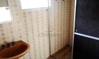 Imagem 5: Casa térrea com sala de estar, cozinha, banheiro social, 2 dormitórios, área de serviço e