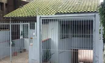 Imagem: Prédio com dois apartamentos tipo casa