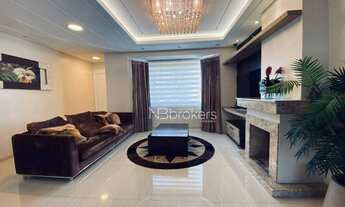 Imagem: TRIPLEX COM ACABAMENTOS DE ALTO PADRÃO