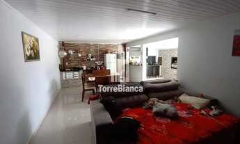 Imagem 5: Casa à Venda com 3 Dormitórios (1 Suíte), Escritório, Salas Amplas e Espaço Gourmet com Ch