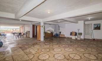 Imagem 3: Casa ampla com 3 dormitórios, suíte, piscina e espaço de lazer , em Porto Alegre