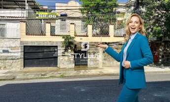 Imagem: Terreno Amplo com Potencial Comercial ou