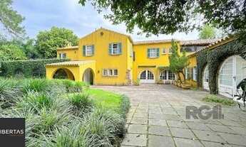 Imagem 6: Casa em Porto Alegre, no bairro Pedra Redonda, com 7 dormitório(s), e 7 banheiro