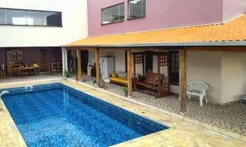 Imagem 2: Chácara em São Roque 1063m², 500m² de área construída com piscina aquecida e banheira