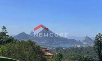 Imagem: Casa em Rua Tenente Arantes Filho - Gávea