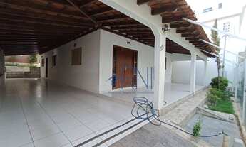 Imagem 3: Casa com 4 quartos, sendo 2 suítes para alugar, 310 m² por R$ 6.000/mês - Cidade Velha - B