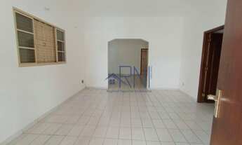 Imagem 5: Casa com 4 quartos, sendo 2 suítes para alugar, 310 m² por R$ 6.000/mês - Cidade Velha - B