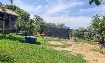 Imagem: Terreno com galpão, condomínio Rancho