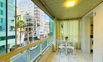 Imagem 4: Apartamento mobiliado e decorado, sacada de frente, no Centro de Capão da Canoa - RS