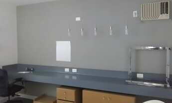 Imagem 4: Ponto comercial/Loja/Box para aluguel possui 290 metros quadrados com 8 quartos