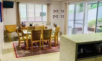 Imagem 3: Casa na Pedra Branca com 3 suítes 5 banheiros e 3 vagas