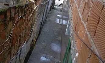 Imagem 3: Alugo quarto com banheiro no bairro portão 300,00