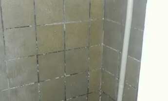 Imagem 2: Alugo kitnet mobiliado R$400,00