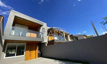 Imagem: CANOAS - Sobrado Padrão - São José