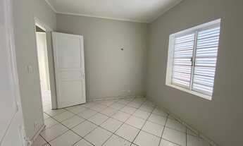 Imagem 3: Casa para aluguel tem 100 metros quadrados com 4 quartos em Centro - Bauru - SP