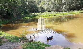 Imagem 2: Sitio/Fazenda SP - Santana de Parnaíba 21490.00 Área Útil/ LAGO/ 3 SUITES/ 10 VAGAS DE CAR