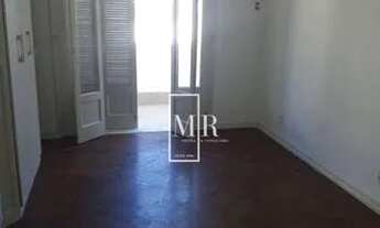 Imagem 7: MR Imóveis & Consultoria vende excelente apartamento com varandão e vista lateral mar