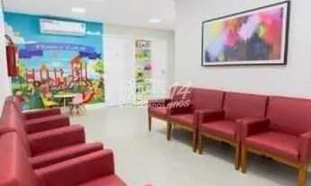 Imagem 5: Clínica multidisciplinar, com 16 salas, sendo uma cozinha. Total de 8 banheiros, sendo 3 s