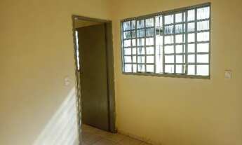 Imagem 4: Aluga-se Kitnet (1 quarto + cozinha) com ótima estrutura no Santa Genoveva