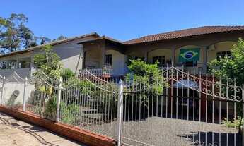 Imagem 3: Amplo Sobrado no Jd. Petrópolis, 6 Quartos, terreno de 450 m²!