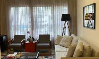 Imagem 3: Apartamento com 2 dormitórios e uma vaga de garagem - locação